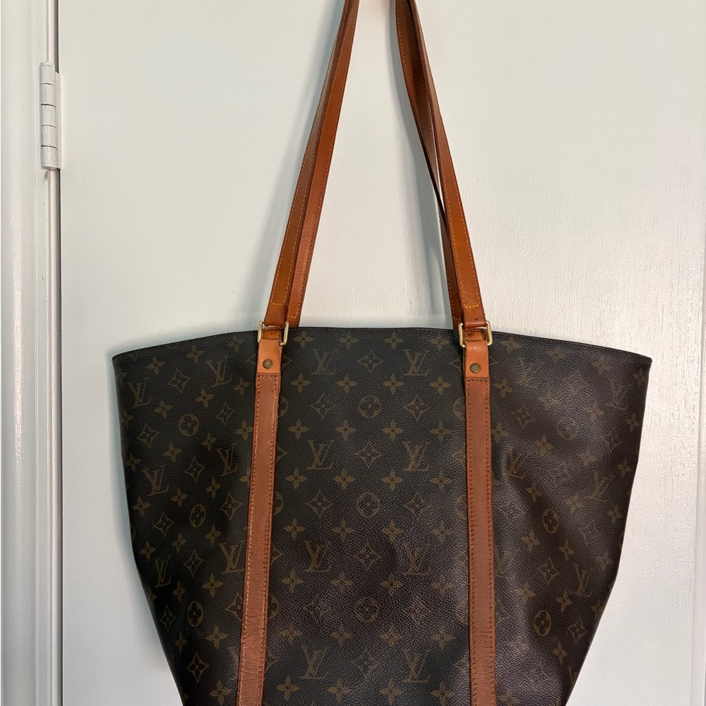 Louis Vuitton Monogram Sac Shopper Tote
